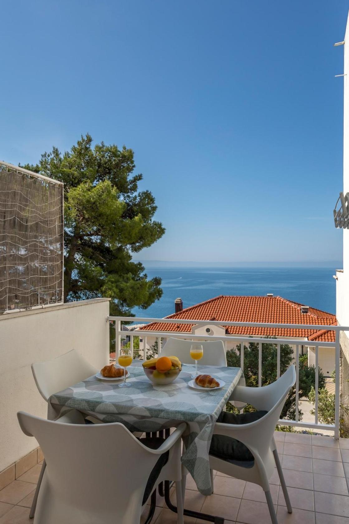 Apartments&rooms with parking space Baska Voda, Makarska - 301 Exteriör bild