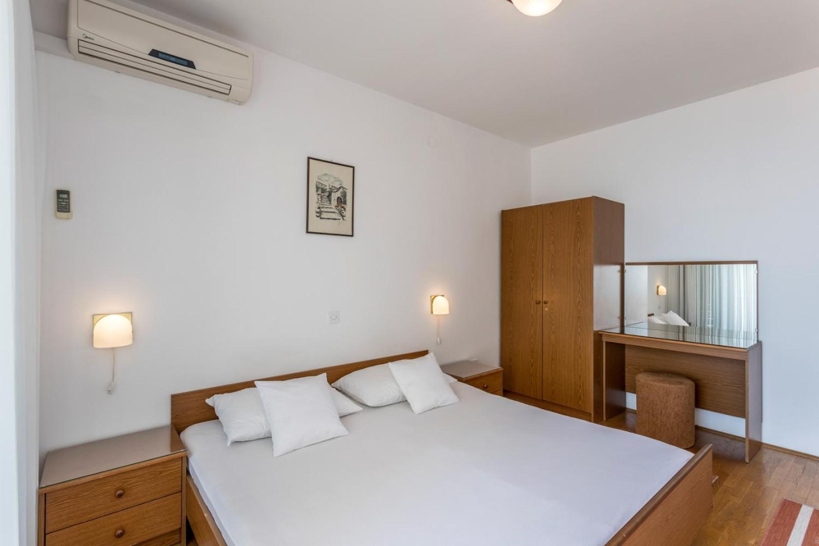 Apartments&rooms with parking space Baska Voda, Makarska - 301 Rum bild