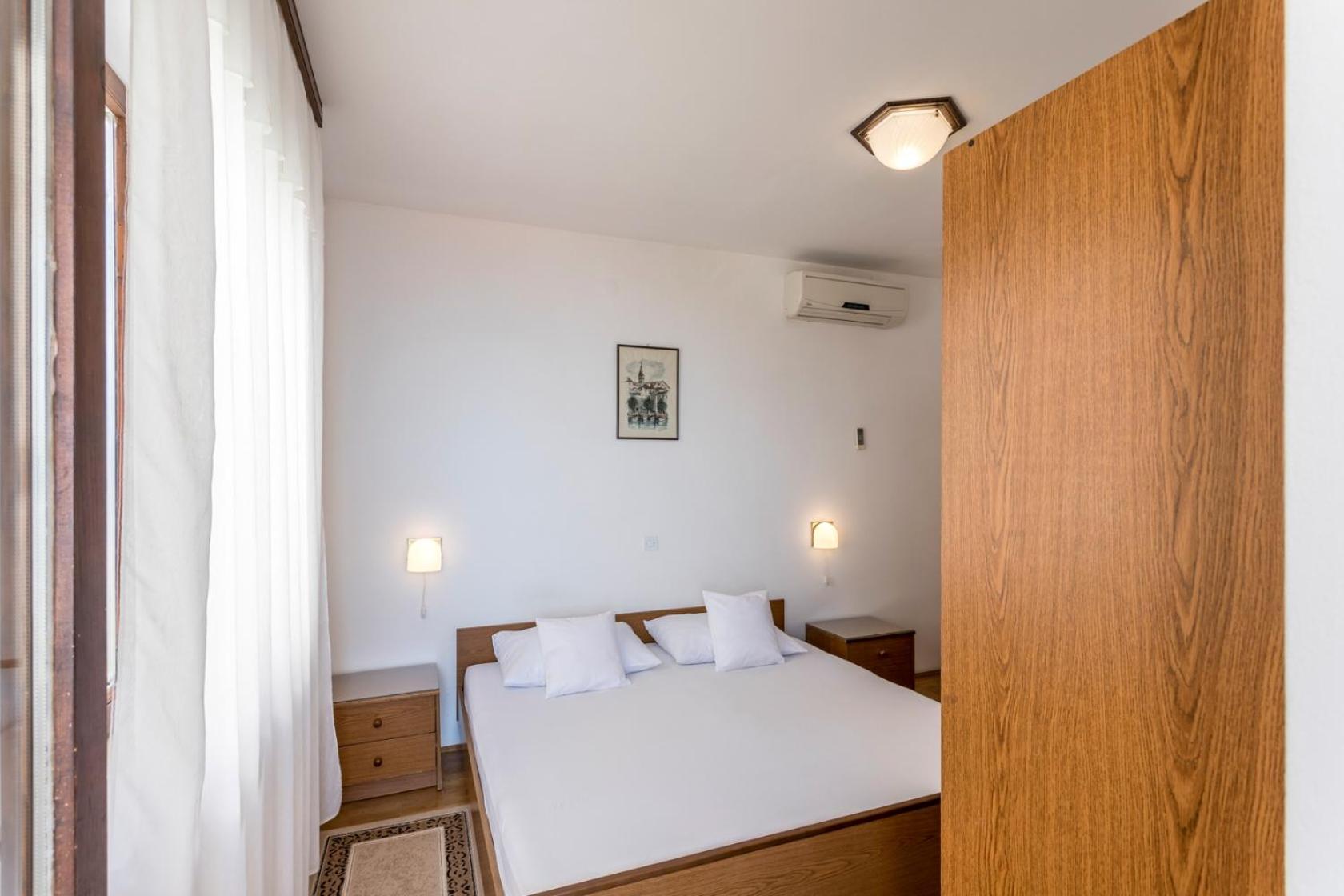 Apartments&rooms with parking space Baska Voda, Makarska - 301 Rum bild
