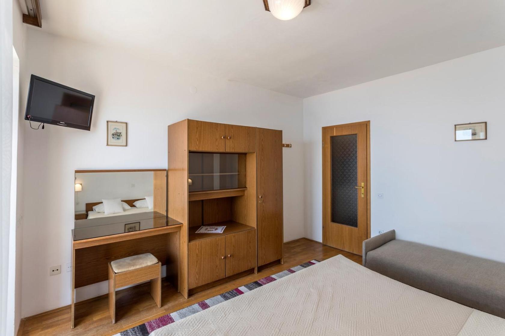 Apartments&rooms with parking space Baska Voda, Makarska - 301 Rum bild